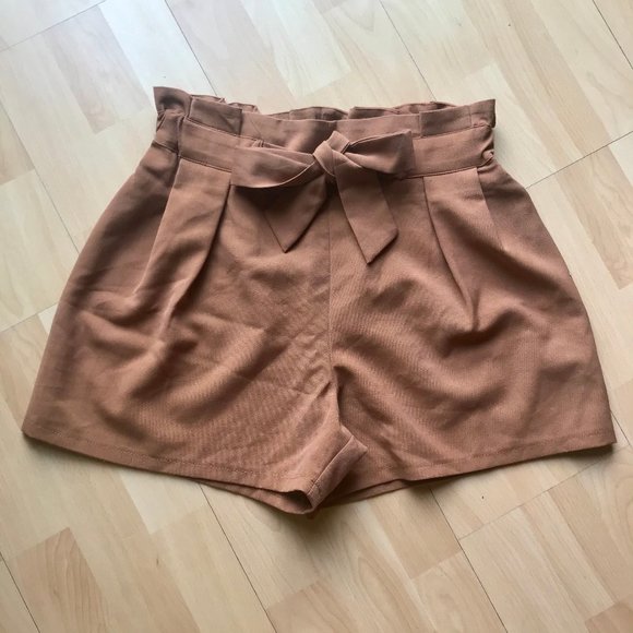 High Waist Camel Shorts - Picture 1 of 3